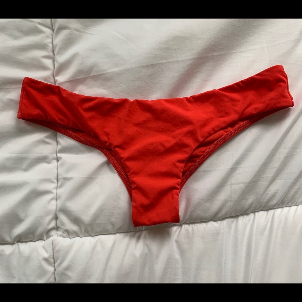 Billabong bikini bottoms